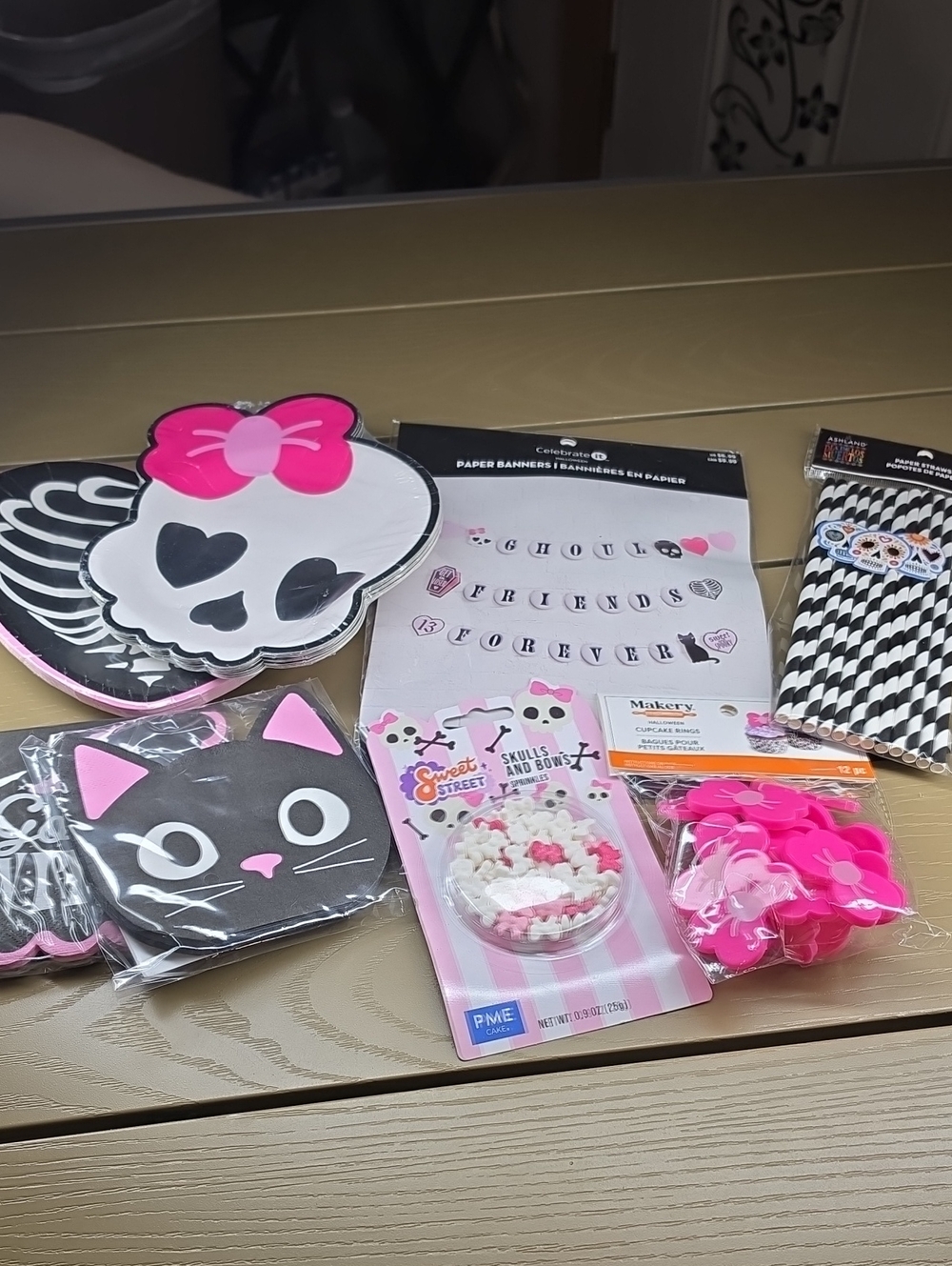 Party Pack - Pink and Black Skull & Cat Decorations